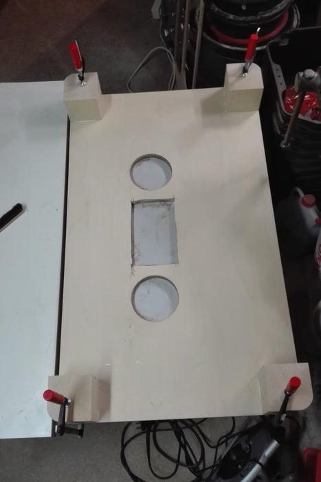 示意图 width=400